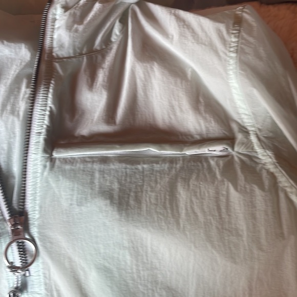 Lululemon half zip rain jacket - Picture 7 of 9